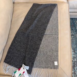 Italian Woolen Treasures Grey Scarf